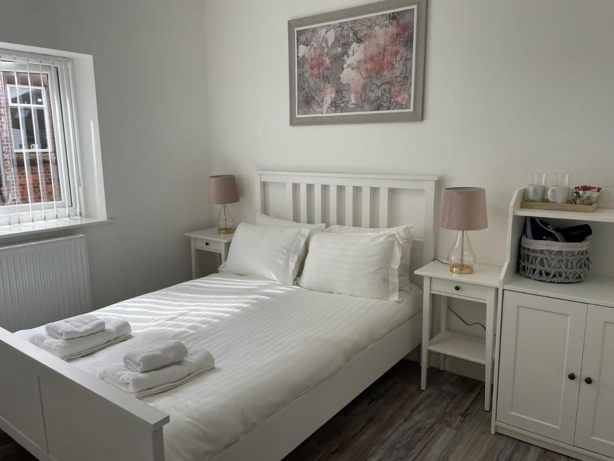 Citybreaks Rooms With Free Parking Ливърпул Екстериор снимка
