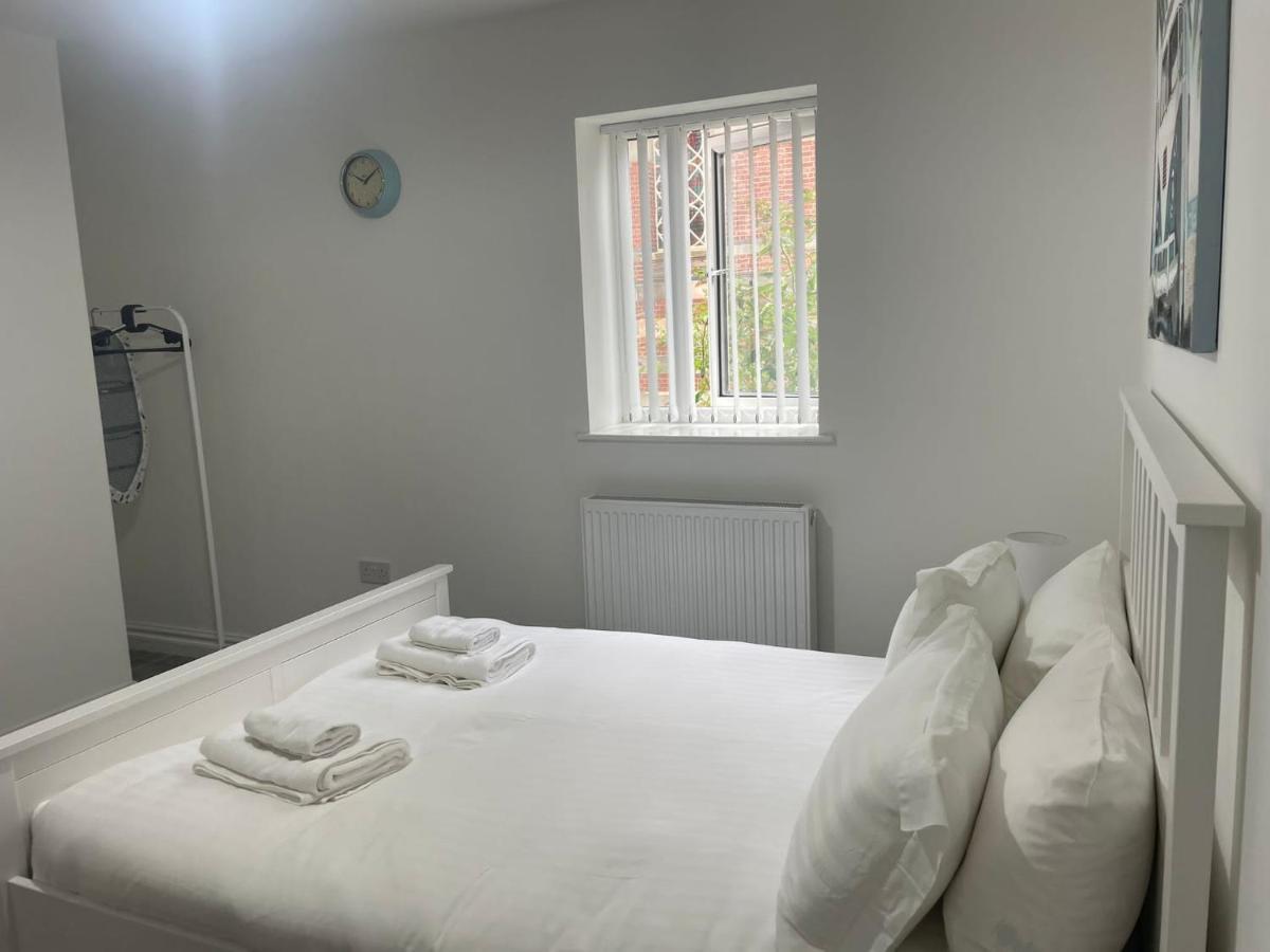 Citybreaks Rooms With Free Parking Ливърпул Екстериор снимка