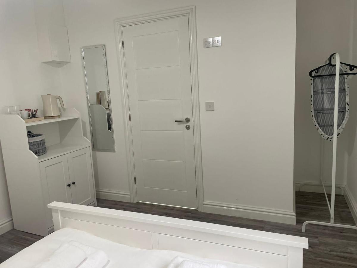 Citybreaks Rooms With Free Parking Ливърпул Екстериор снимка