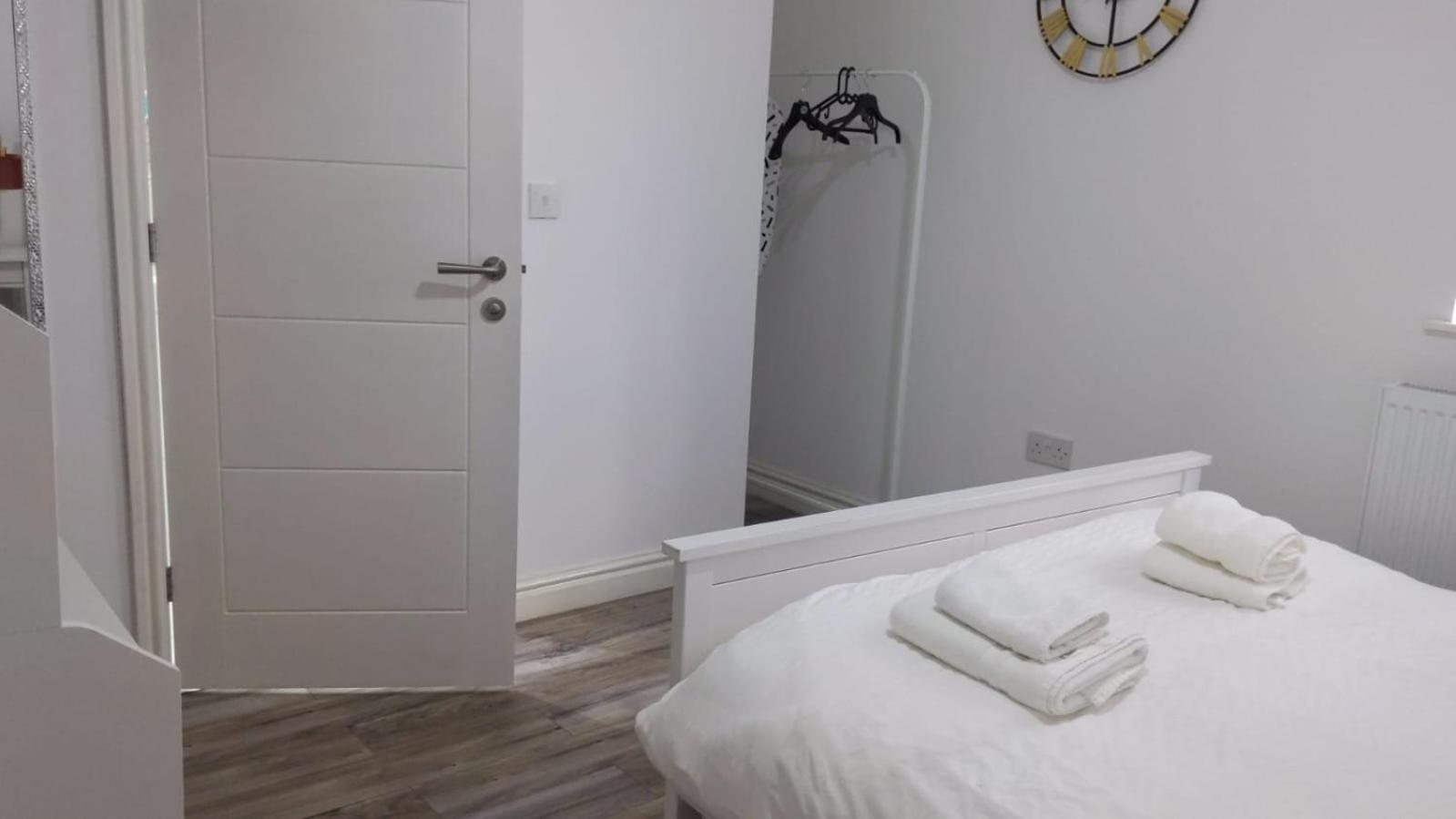Citybreaks Rooms With Free Parking Ливърпул Екстериор снимка